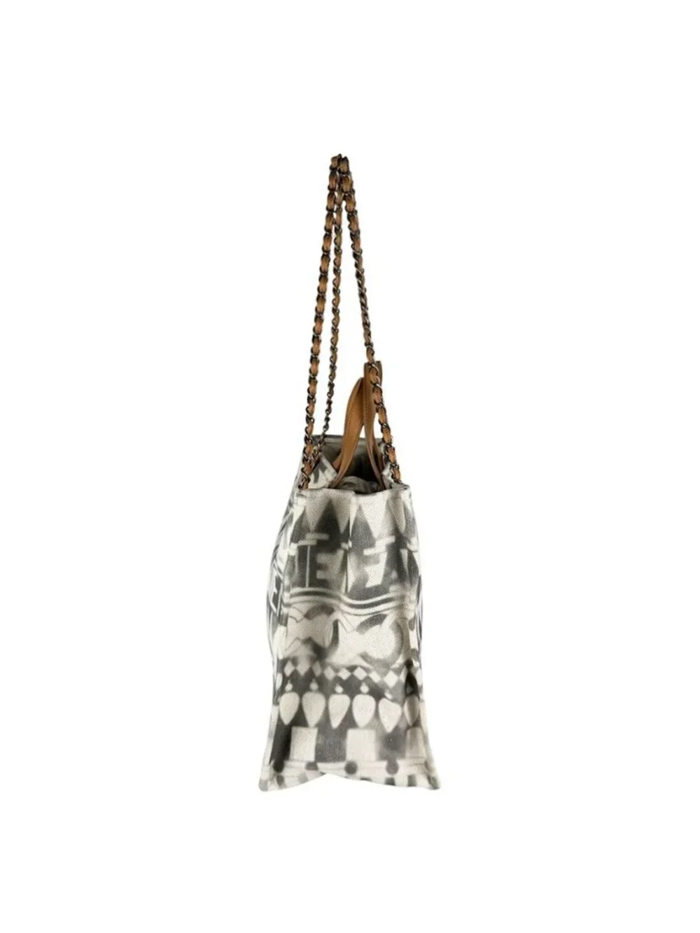 Chanel item status